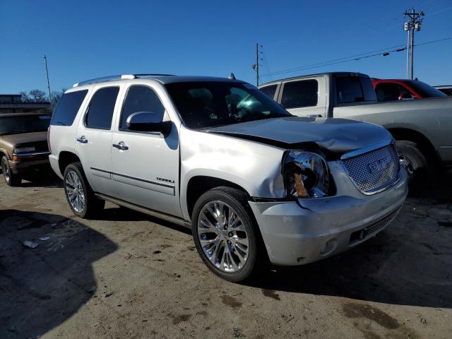 1GKS1EEF7BR133597 - 2011 GMC YUKON DENALI SILVER photo 4