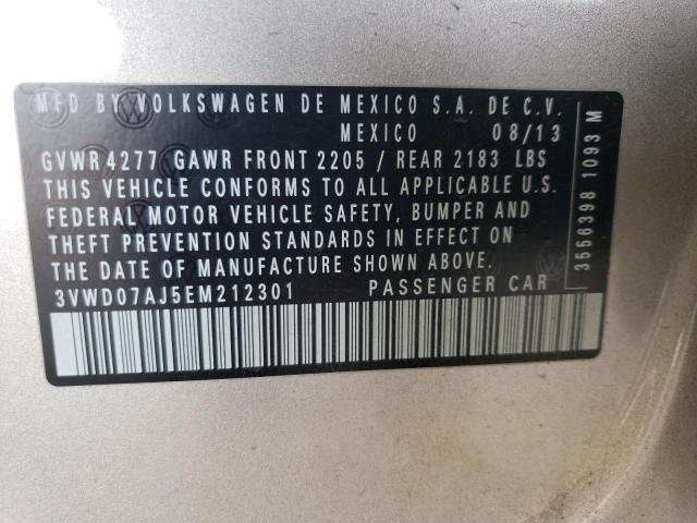 3VWD07AJ5EM212301 - 2014 VOLKSWAGEN JETTA SE TAN photo 13