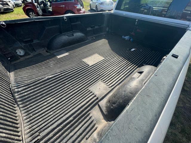 3C6JR6DT0HG681096 - 2017 RAM 1500 ST WHITE photo 6