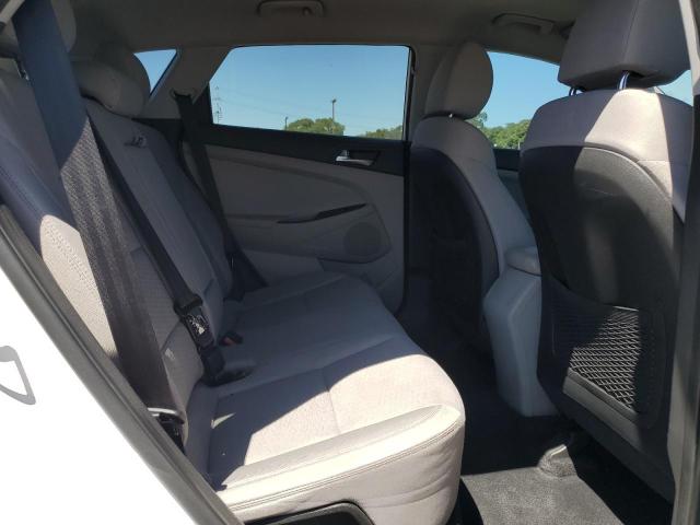 KM8J23A43KU903073 - 2019 HYUNDAI TUCSON SE თეთრი ფოტო 11