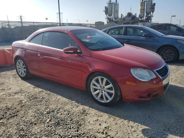 WVWAA71F09V013649 - 2009 VOLKSWAGEN EOS TURBO Rot Foto 4