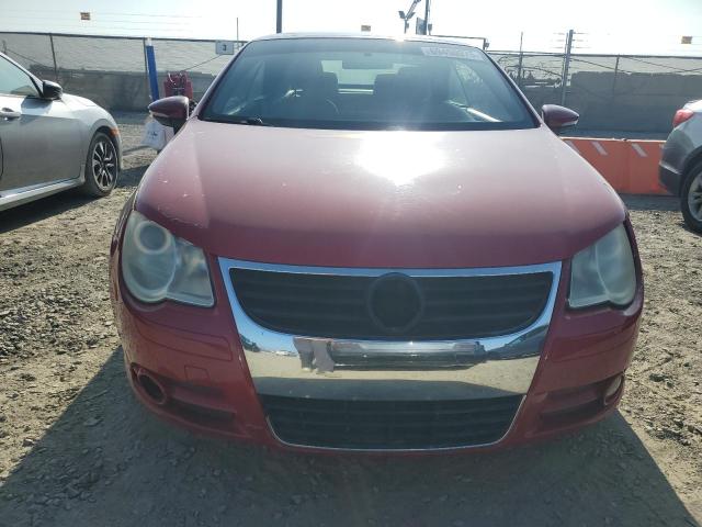 WVWAA71F09V013649 - 2009 VOLKSWAGEN EOS TURBO Rot Foto 5
