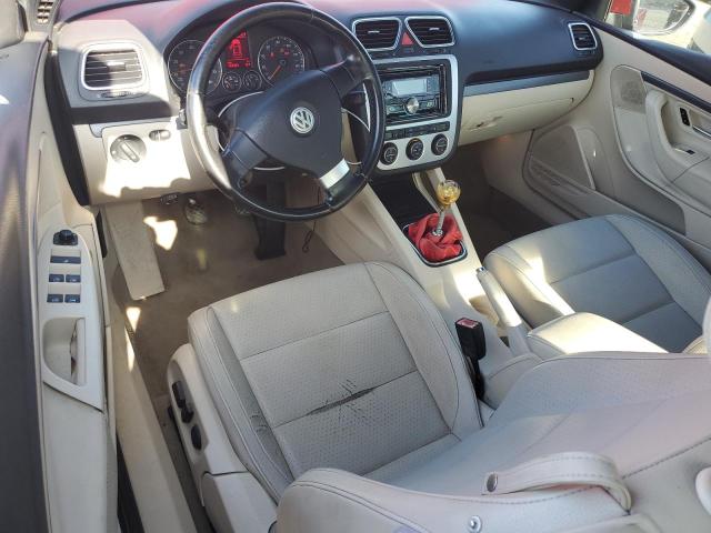 WVWAA71F09V013649 - 2009 VOLKSWAGEN EOS TURBO Rot Foto 8