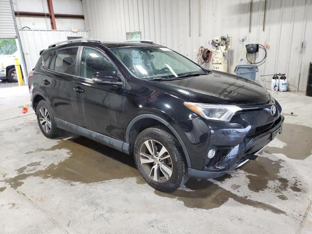 2T3RFREVXGW467964 - 2016 TOYOTA RAV4 XLE BLACK photo 4