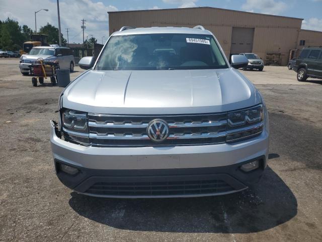 1V2LR2CA0JC588564 - 2018 VOLKSWAGEN ATLAS SE 银色 照片 5
