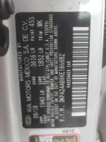 3KPA24ABXKE166882 - 2019 KIA RIO S SILVER photo 12