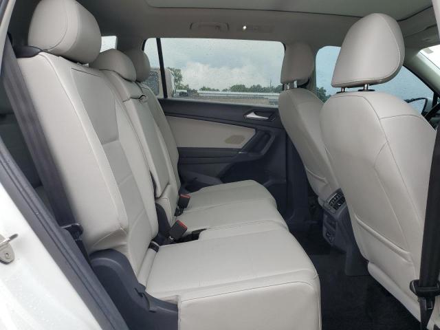3VV3B7AXXJM209550 - 2018 VOLKSWAGEN TIGUAN SE Biały zdjęcie 11