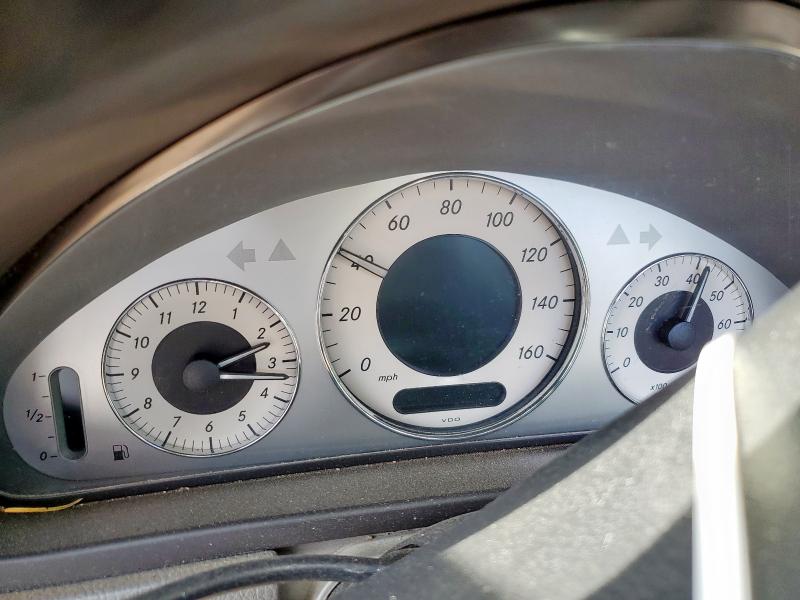 WDBTK75J86F169981 - 2006 MERCEDES-BENZ CLK 500 SILVER photo 9