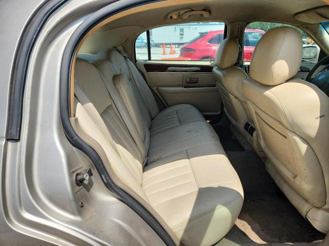 1LNHM81W93Y692575 - 2003 LINCOLN TOWN CAR EXECUTIVE Бежевий фото 10