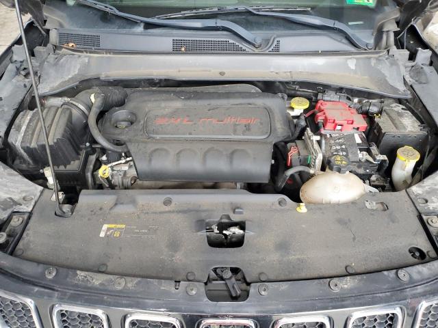 3C4NJDBB8KT689381 - 2019 JEEP COMPASS LATITUDE Qara foto 12