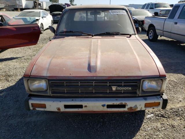 JT4RN34R7C0047727 - 1982 TOYOTA PICKUP 1/2 TON RN34 RED photo 5