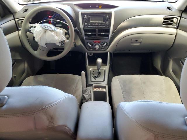 JF2SHADC6BH776439 - 2011 SUBARU FORESTER 2.5X PREMIUM WHITE photo 8