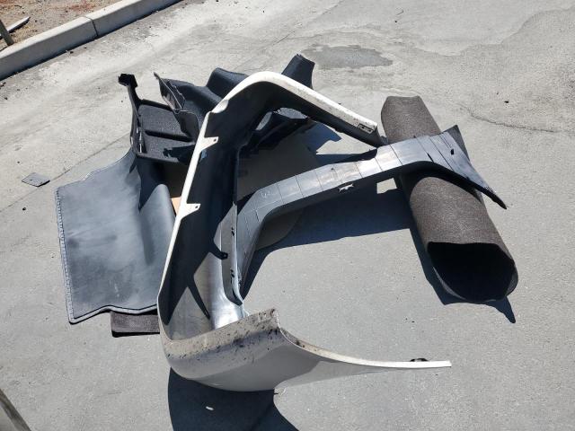 4T1BE30KX5U617673 - 2005 TOYOTA CAMRY LE WHITE photo 12