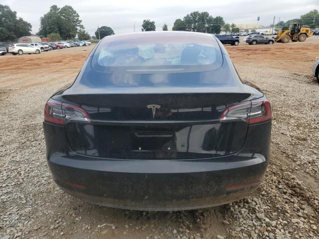 5YJ3E1EAXJF046556 - 2018 TESLA MODEL 3 Чорний фото 6