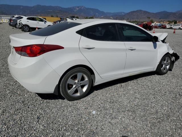 5NPDH4AE3DH257884 - 2013 HYUNDAI ELANTRA GLS WHITE photo 3