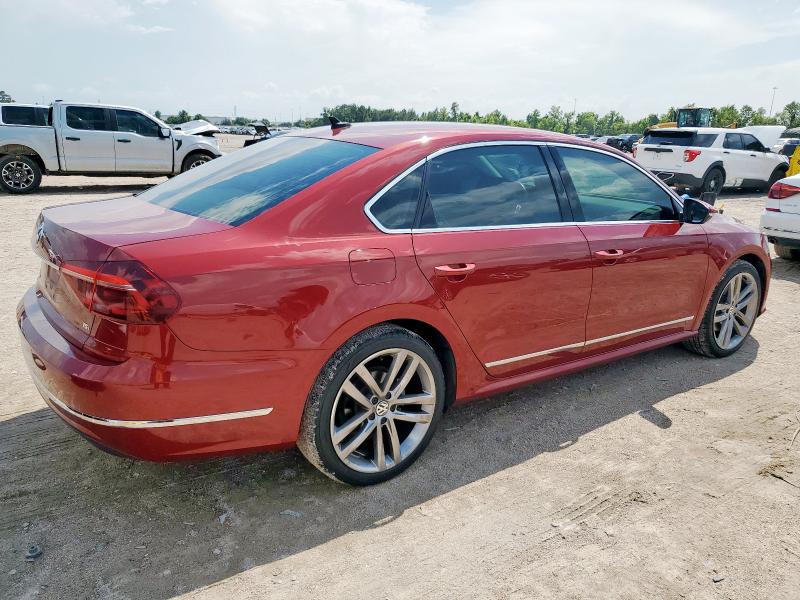 1VWGT7A39HC005003 - 2017 VOLKSWAGEN PASSAT SE RED photo 3