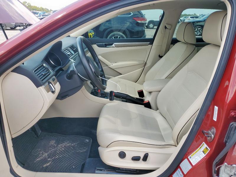 1VWGT7A39HC005003 - 2017 VOLKSWAGEN PASSAT SE RED photo 7