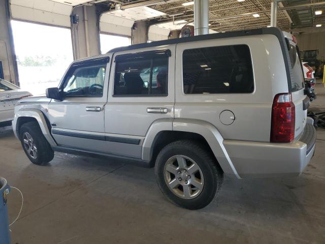 1J8HG48P07C671550 - 2007 JEEP COMMANDER SILVER photo 2