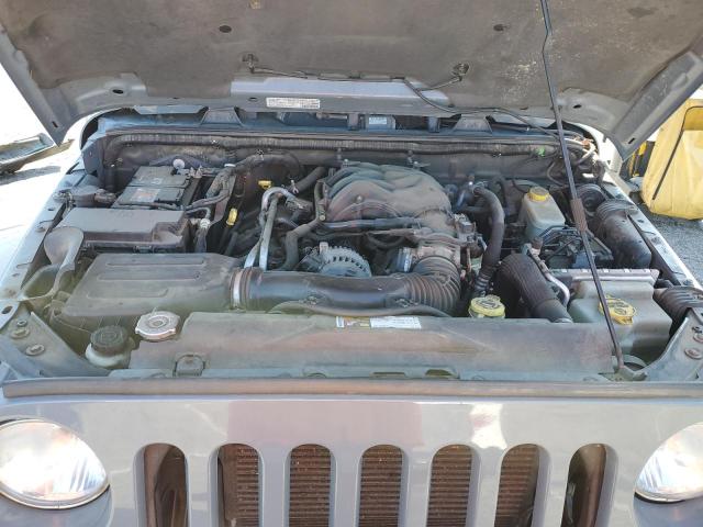1C4HJWEG9EL224396 - 2014 JEEP WRANGLER U SAHARA GRAY photo 11