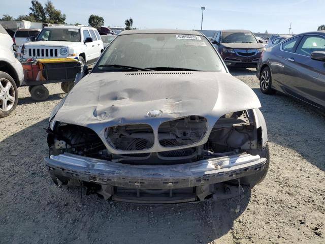 WBABV13464JT20127 - 2004 BMW 325 CI SULEV SILVER photo 5