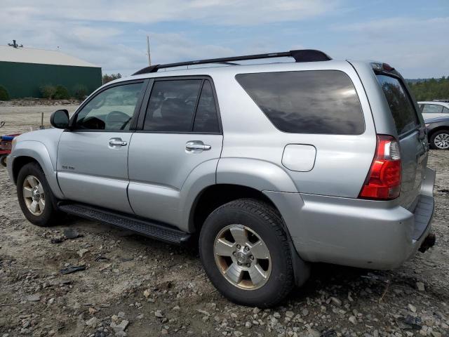 JTEBU14RX60103541 - 2006 TOYOTA 4RUNNER SR5 SILVER photo 2