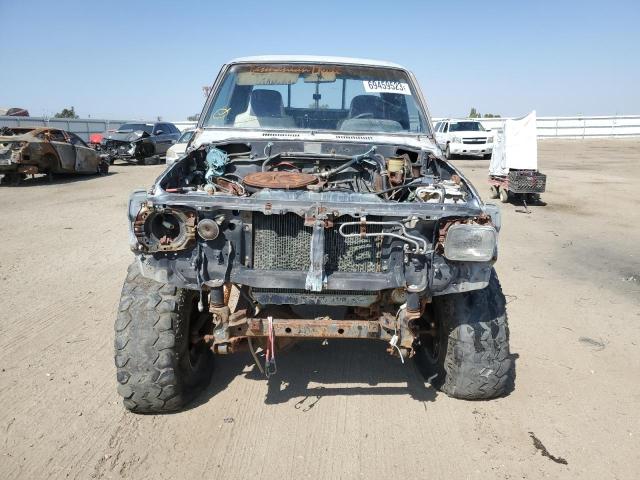 JT4RN38D8B0005287 - 1981 TOYOTA PICKUP RN38 GRAY photo 5