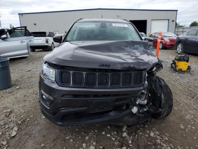 3C4NJDBB6JT337527 - 2018 JEEP COMPASS LATITUDE 黑色 照片 5
