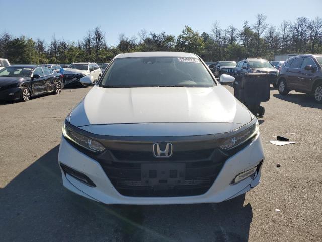 1HGCV1F39KA161984 - 2019 HONDA ACCORD SPORT WHITE photo 5