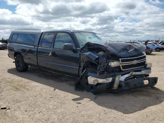 1GCEC19Z17E141130 - 2007 CHEVROLET SILVERADO C1500 CLASSIC BLACK photo 4