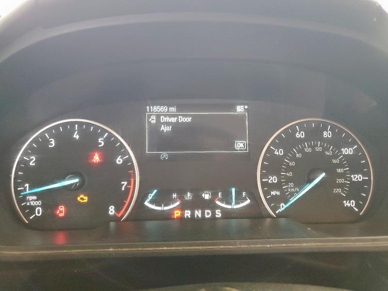 MAJ6P1CL4JC244760 - 2018 FORD ECOSPORT SES Plata foto 9