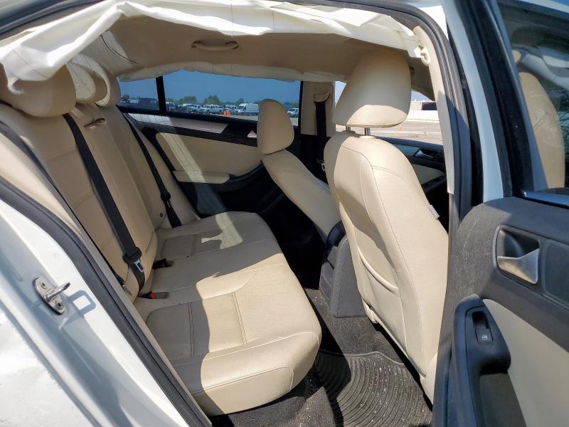 3VWDB7AJ4HM399545 - 2017 VOLKSWAGEN JETTA SE Biały zdjęcie 10