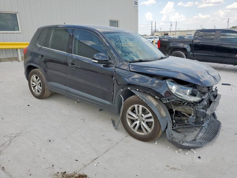 WVGAV3AX5DW575499 - 2013 VOLKSWAGEN TIGUAN S BLACK photo 4