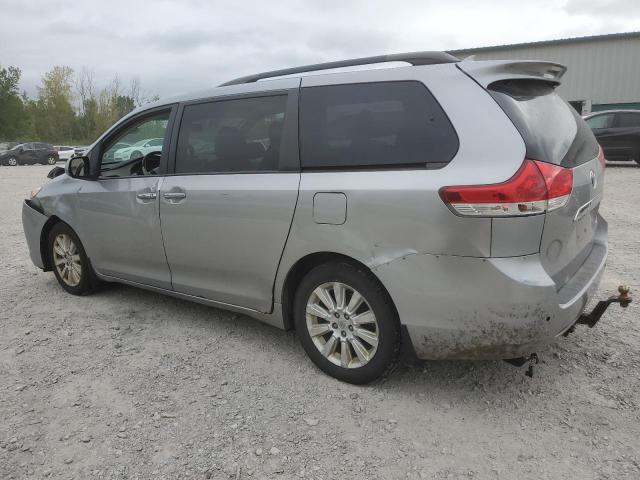 5TDDK3DC1CS040011 - 2012 TOYOTA SIENNA XLE GRAY photo 2