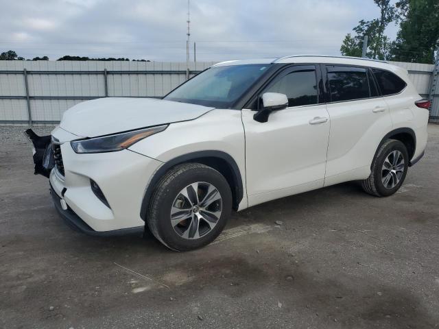 2021 TOYOTA HIGHLANDER XLE, 