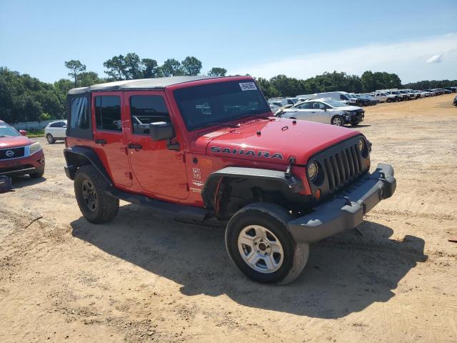 1J4BA5H13BL570019 - 2011 JEEP WRANGLER U SAHARA წითელი ფოტო 4