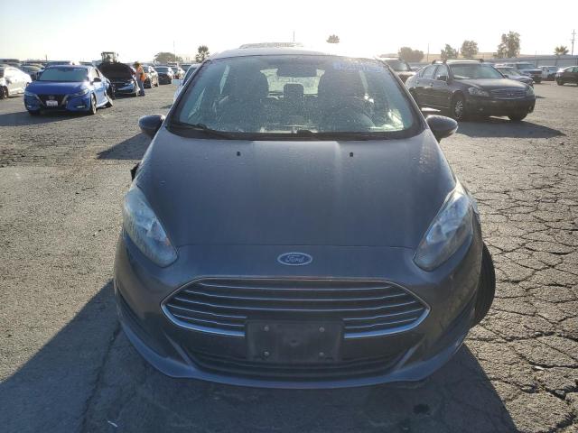 3FADP4EJXFM216827 - 2015 FORD FIESTA SE GRAY photo 5