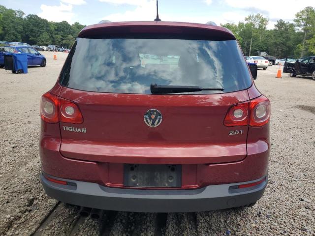 WVGAV7AXXAW001967 - 2010 VOLKSWAGEN TIGUAN S BURGUNDY photo 6