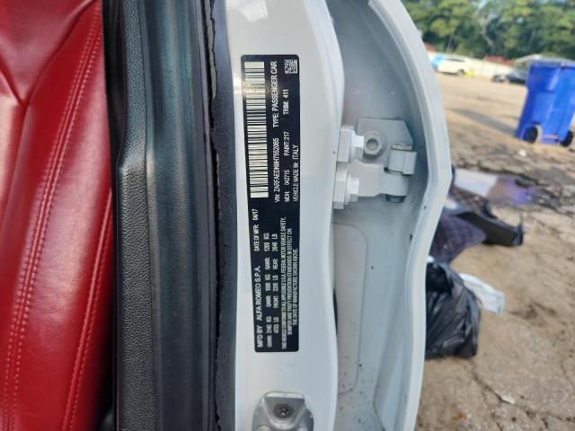 ZARFAEDN9H7552065 - 2017 ALFA ROMEO GIULIA Q4 WHITE photo 12