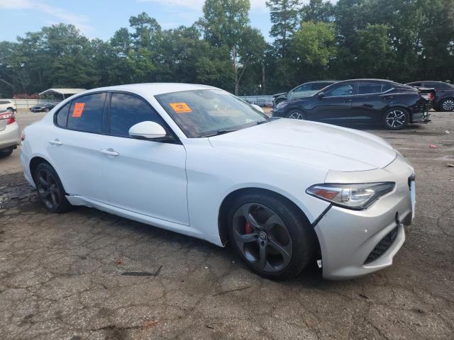 ZARFAEDN9H7552065 - 2017 ALFA ROMEO GIULIA Q4 WHITE photo 4