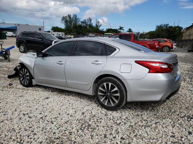 1N4AL3AP7HC262557 - 2017 NISSAN ALTIMA 2.5 SILVER photo 2