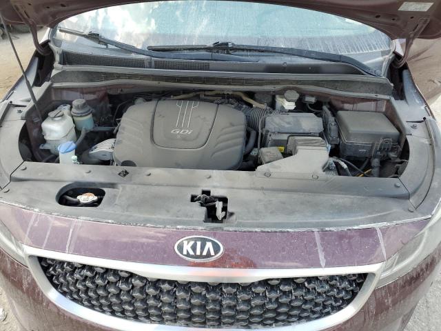 KNDMC5C16H6281417 - 2017 KIA SEDONA EX MAROON photo 11