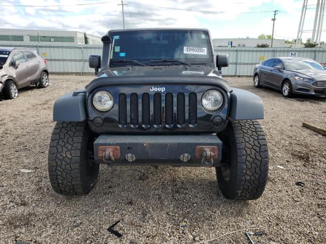 1C4BJWDG9HL574588 - 2017 JEEP WRANGLER U SPORT BLACK photo 5