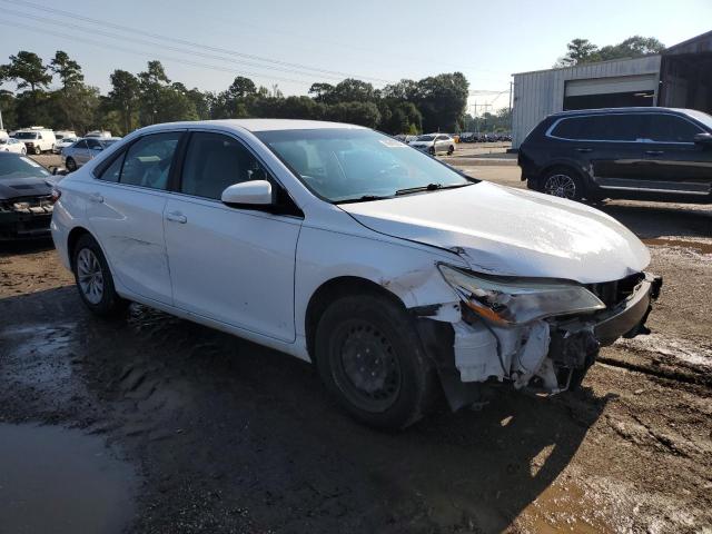 4T1BF1FK9GU164853 - 2016 TOYOTA CAMRY LE WHITE photo 4