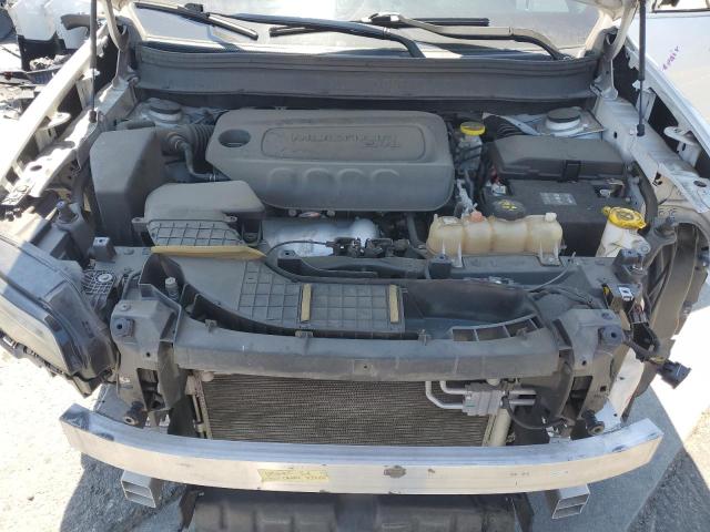 1C4PJLDB8KD403082 - 2019 JEEP CHEROKEE LIMITED WHITE photo 12