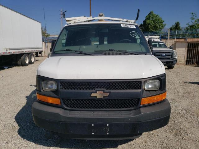 1GCWGFCB1D1902257 - 2013 CHEVROLET EXPRESS G2 WHITE photo 5