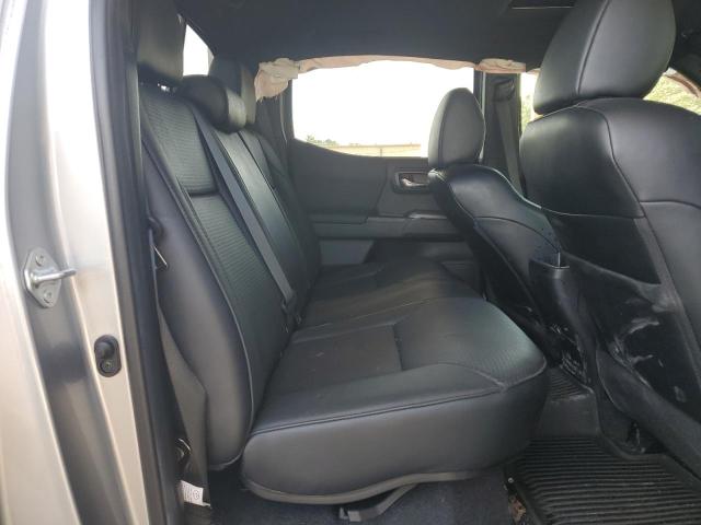 3TYCZ5AN5NT065042 - 2022 TOYOTA TACOMA DOUBLE CAB 银色 照片 10