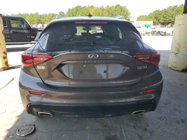 SJKCH5CP8HA030491 - 2017 INFINITI QX30 BASE BROWN photo 6