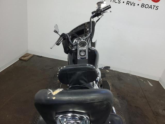 1HD1BWB176Y061183 - 2006 HARLEY-DAVIDSON FLSTCI 黑色 照片 6