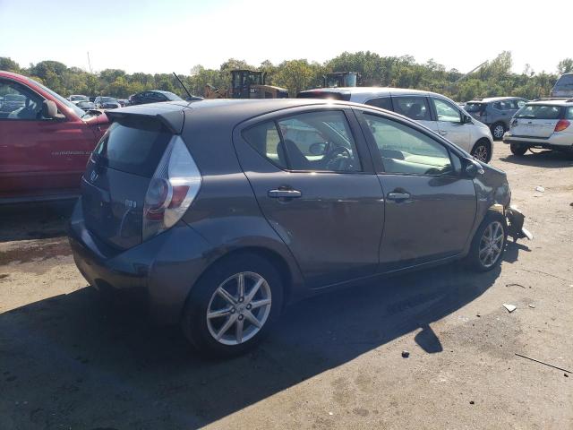 JTDKDTB30C1009933 - 2012 TOYOTA PRIUS C GRAY photo 3