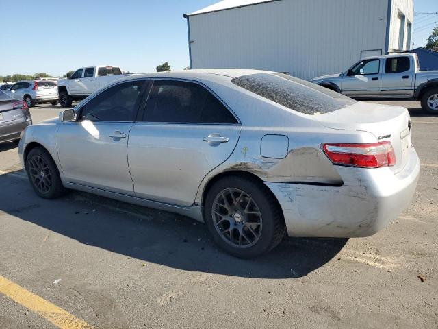 4T1BE46K77U009027 - 2007 TOYOTA CAMRY CE ვერცხლისფერი ფოტო 2